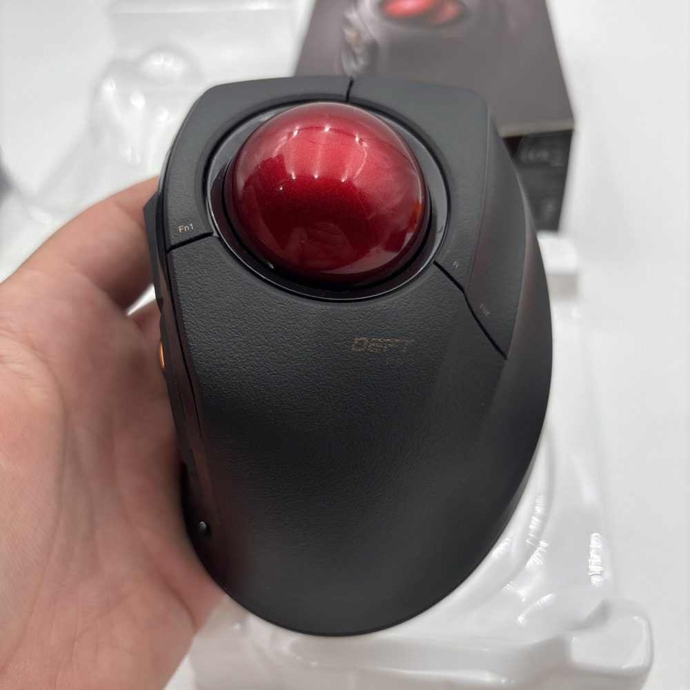 Elecom Deft Pro Trackball Mouse - Picture 5 of 9